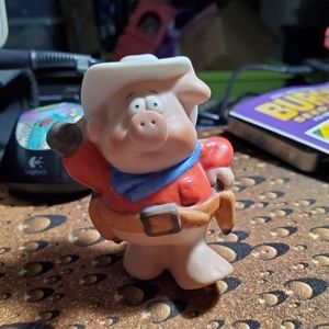 Porcelain HOG/PIG 🐷 Cowboy with Guns Slinging a Cow Pie HARLEY DAVIDSON